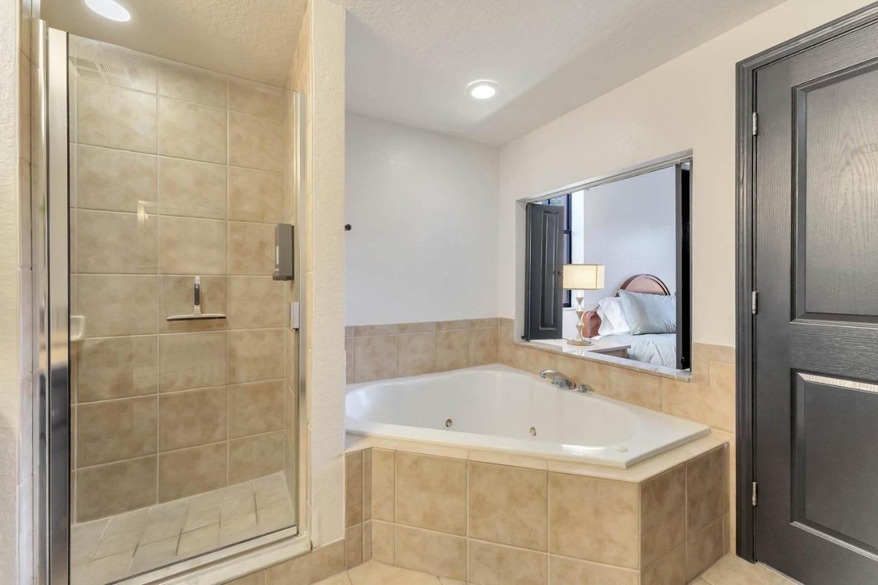 Apartment Designer Corner 3br/2ba -disney & Universal *