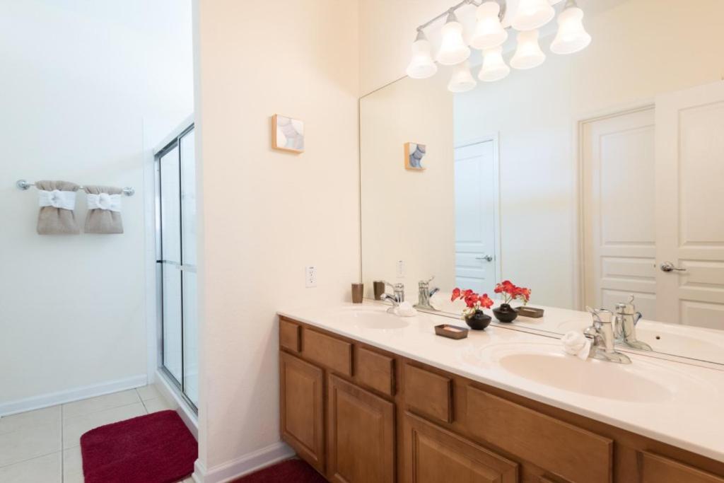 Windsor Hills 5 Bed, 5 Bath 2500 * Orlando