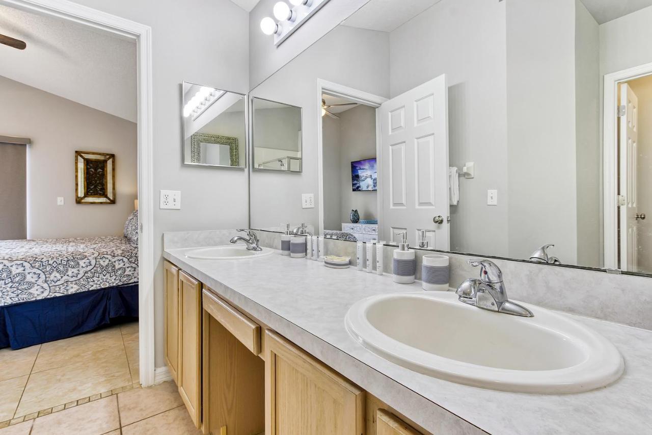 Star Oasis - 4 Bed Family Pool