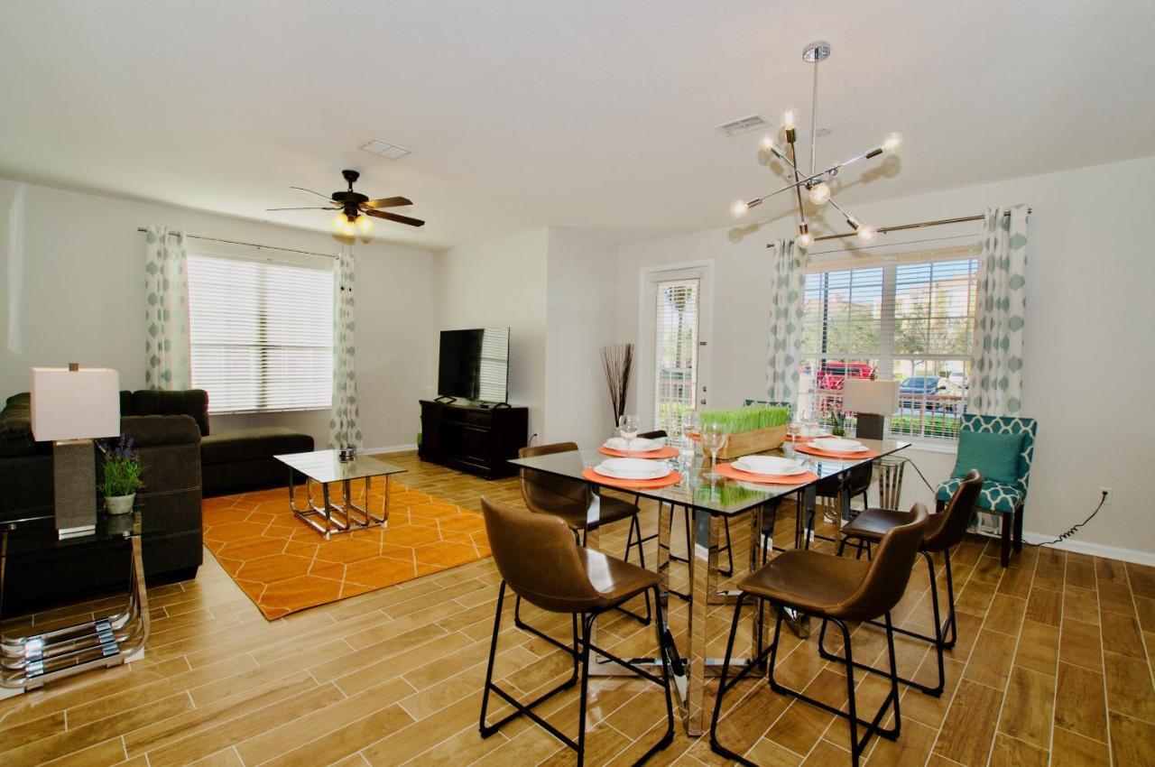 Apartment Vista Cay Luxury 4 Bedroom *
