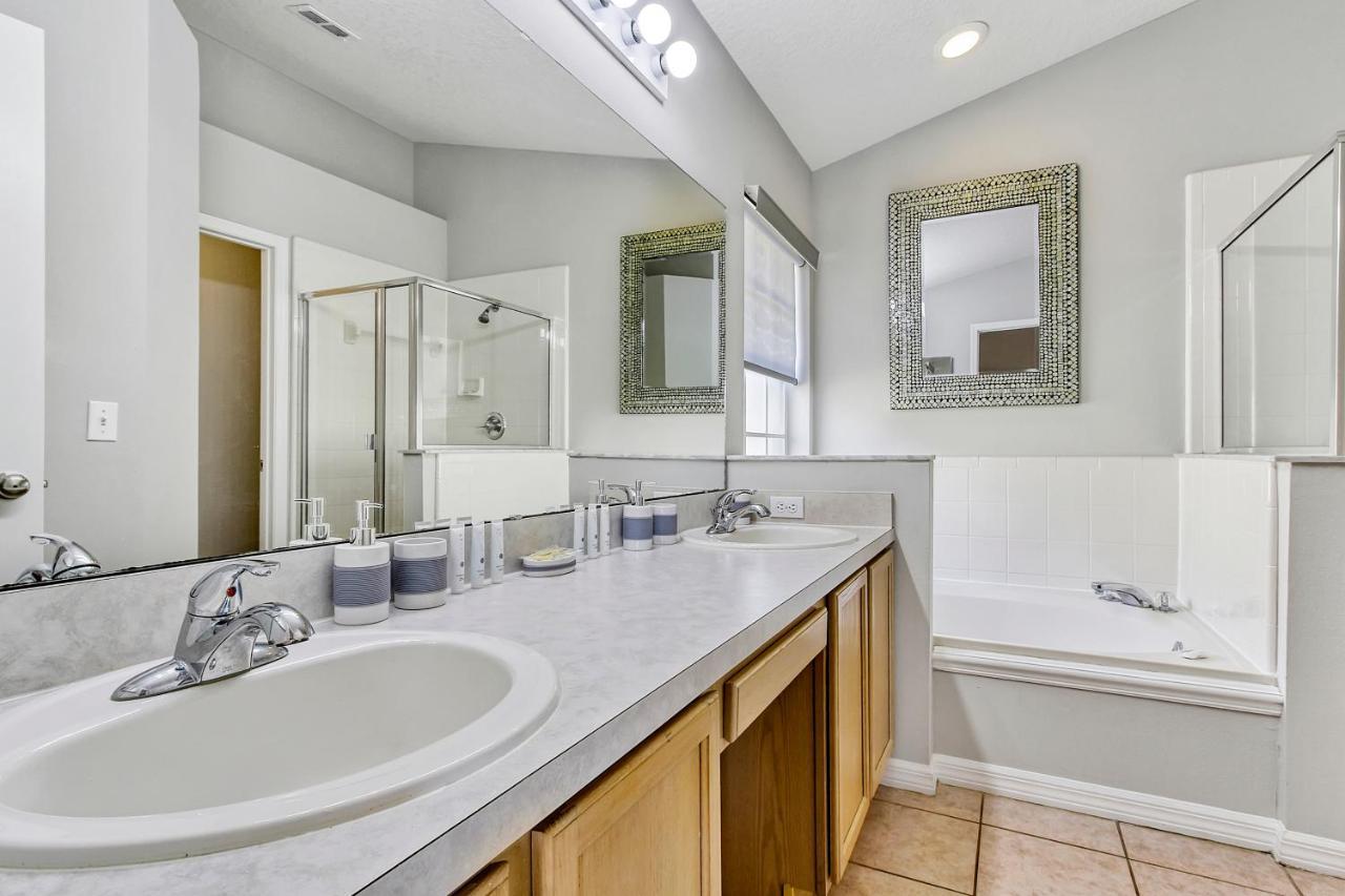 Star Oasis - 4 Bed Family Pool *