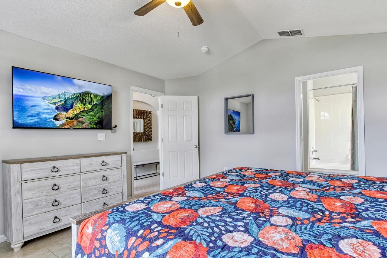 Star Oasis - 4 Bed Family Pool Holiday home Orlando