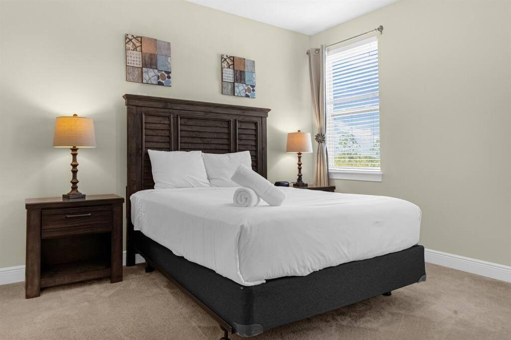 561 Villa- Pool Spa- New Listing Holiday home
