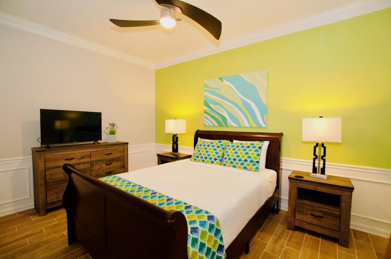 Vista Cay Luxury 4 Bedroom Apartment *