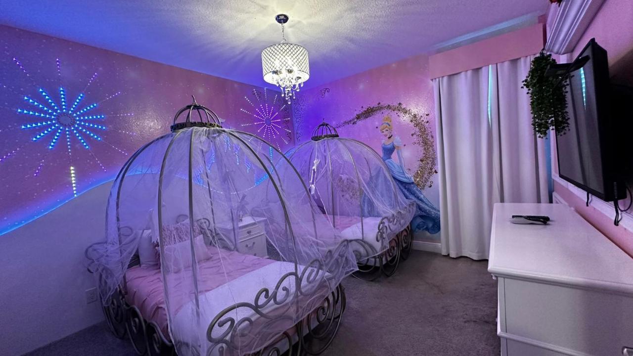 Holiday home Epic 12-bed -the Entertainment Paradise