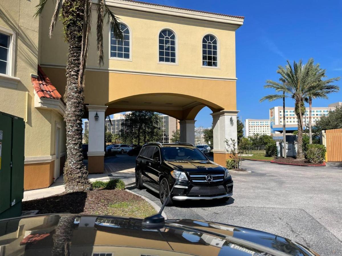 The Point, Lux 4 Min From Universal Orlando