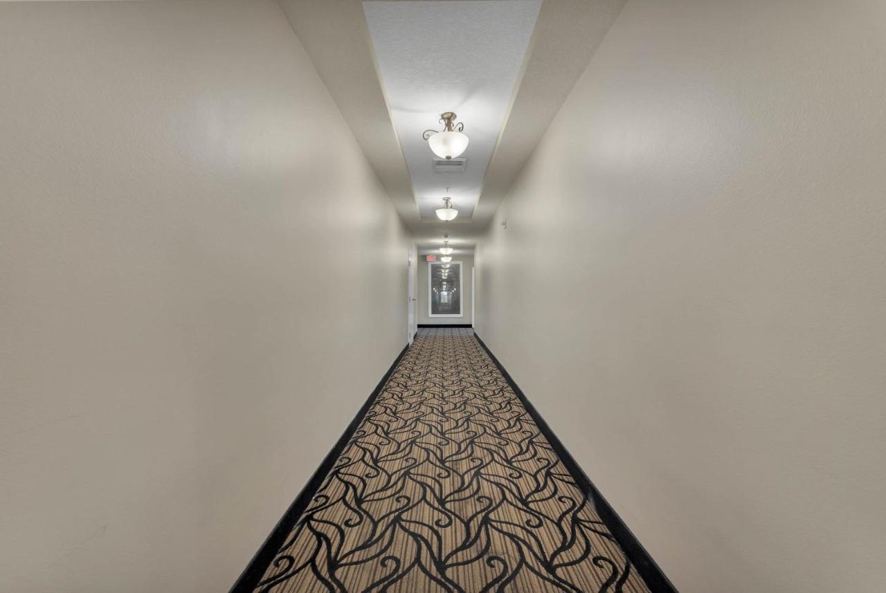 The Point, Lux 4 Min From Universal Apartment *