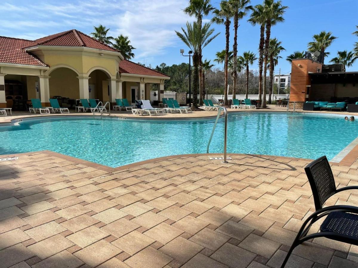 The Point, Lux 4 Min From Universal Orlando