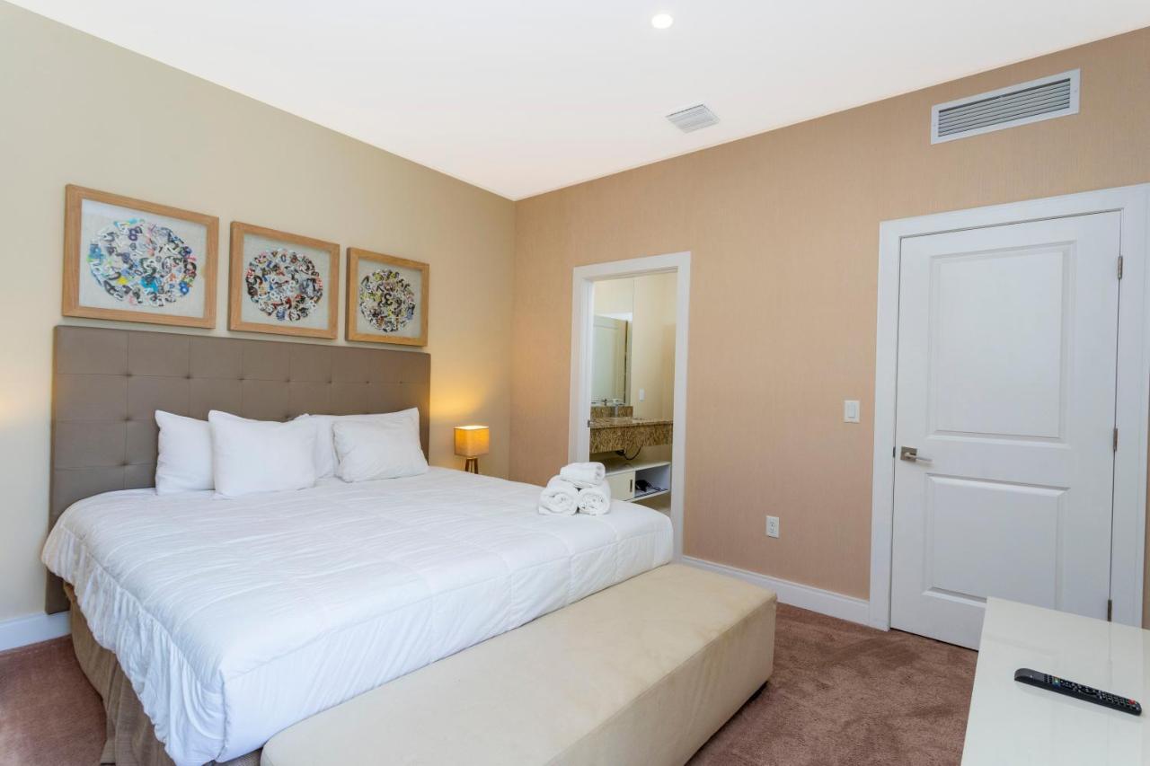 Stunning 4 Bd Close To @ Magic Village 3247