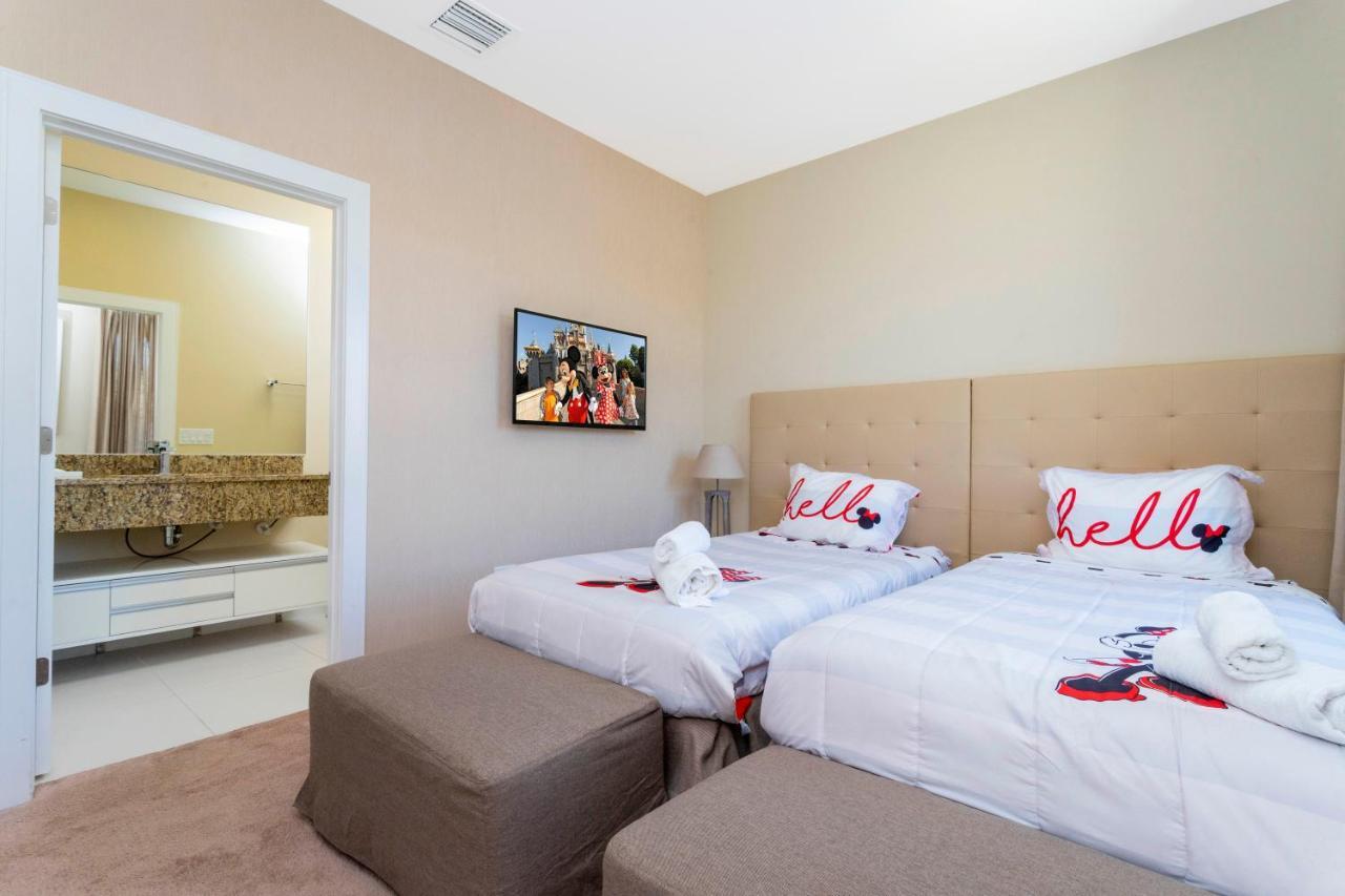 Stunning 4 Bd Close To @ Magic Village 3247 Holiday home