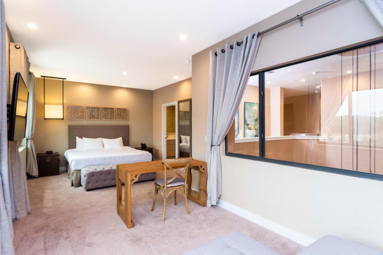 Gorgeous 4bd Close To @ Magic Village 7581 Holiday home *