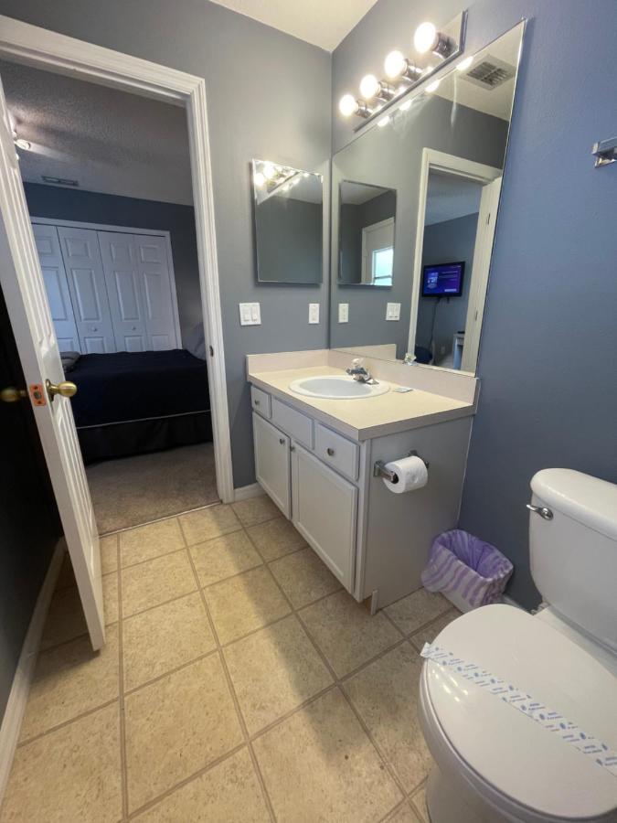 3 Bedroom With Poolside Cinema And Games Close To Theme Parks Sleeps 6 2 *