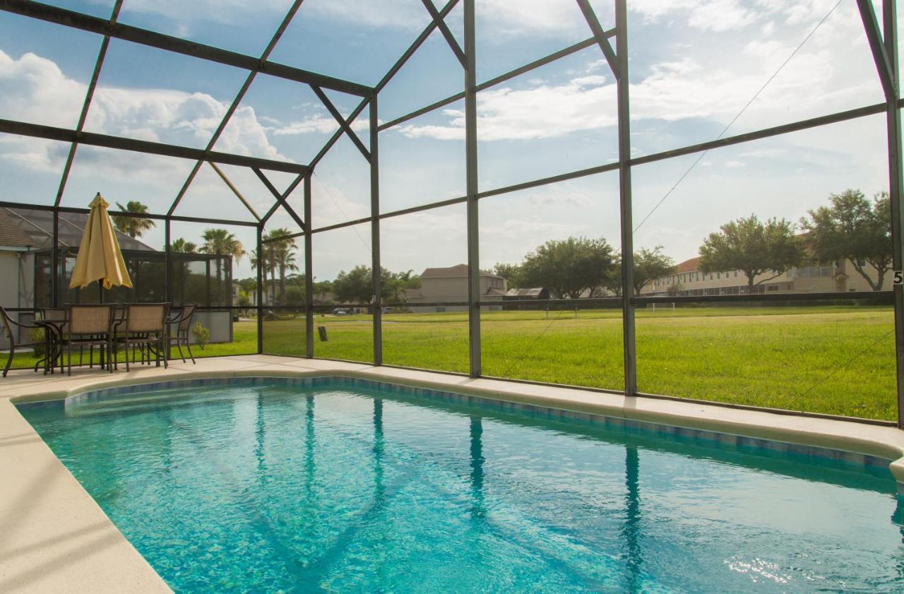 Gated Community!! Sparkling Private Pool, Near