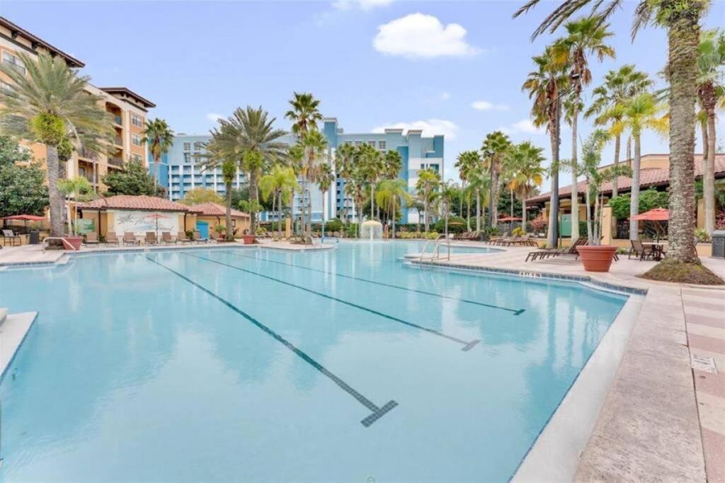 Apartment Designer Corner 3br/2ba - Disney, Universal, Convention Center & Seaworld Orlando