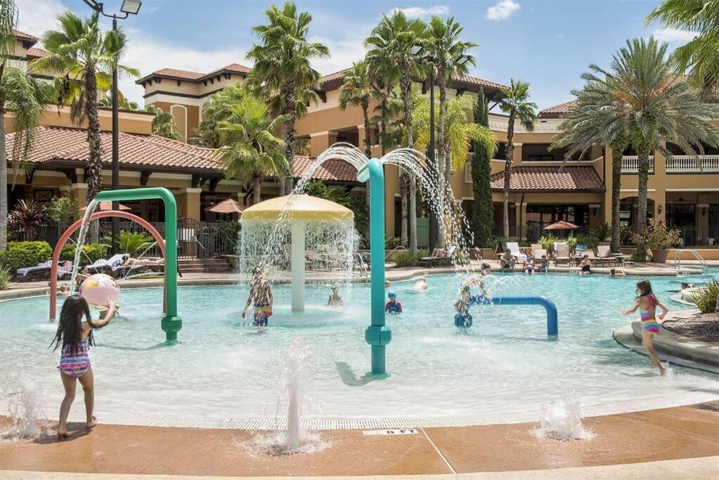 Apartment Designer Corner 3br/2ba - Disney, Universal, Convention Center & Seaworld *