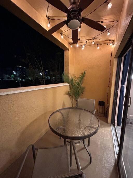 Apartment Designer Corner 3br/2ba - Disney, Universal, Convention Center & Seaworld Orlando