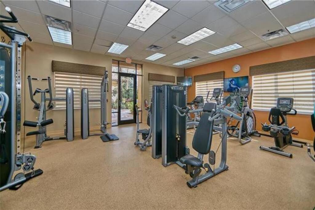 Apartment Designer Corner 3br/2ba - Disney, Universal, Convention Center & Seaworld *