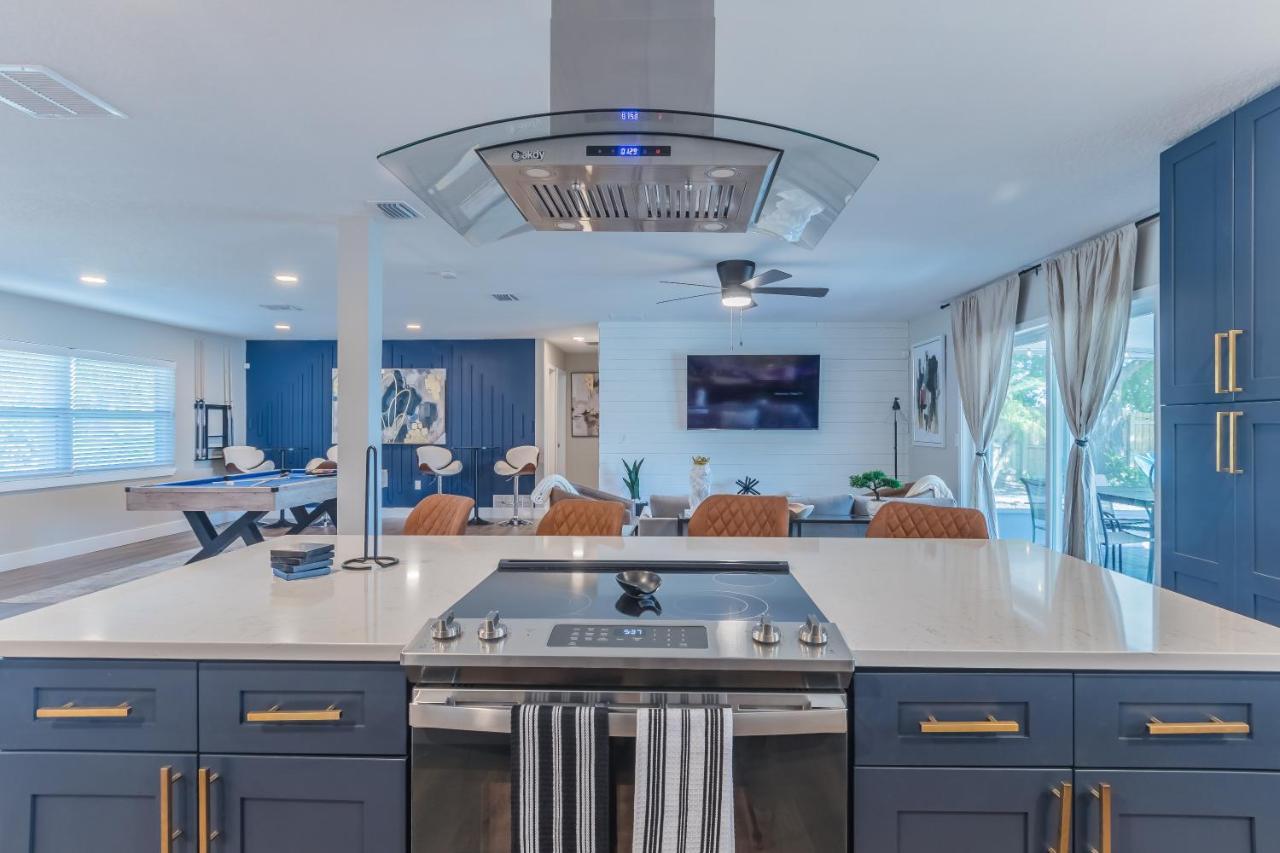 Holiday home House Retreat Near Downtown, Disney, Universal And Airport *