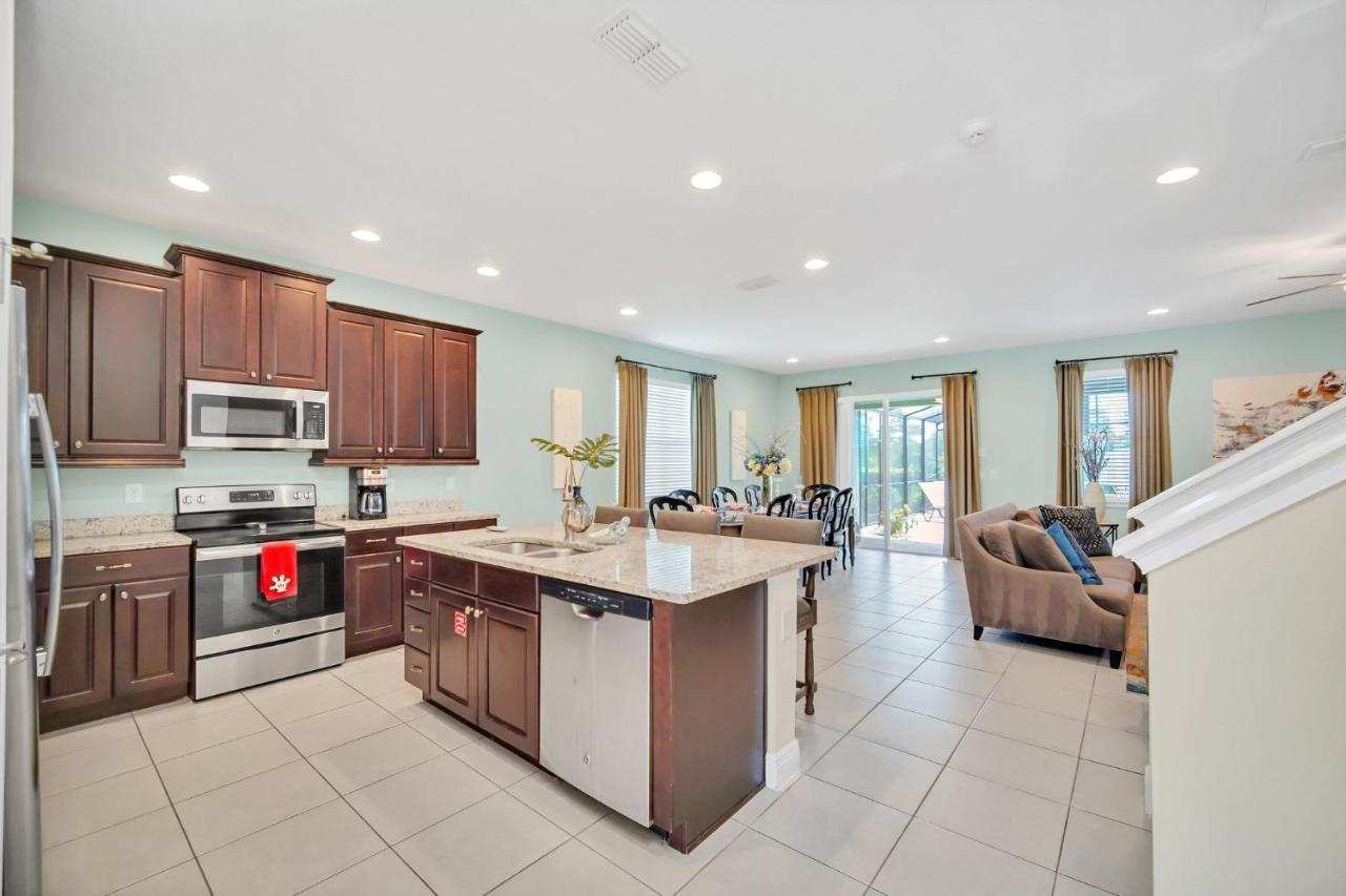Spacious 8br Family House With Private Caged Pool And Full Size Crib Near * Orlando