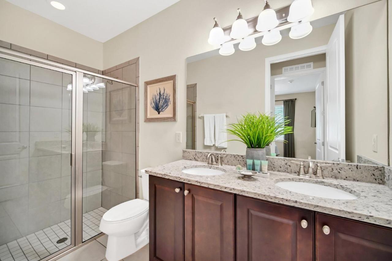 Spacious 8br Family House With Private Caged Pool And Full Size Crib Near