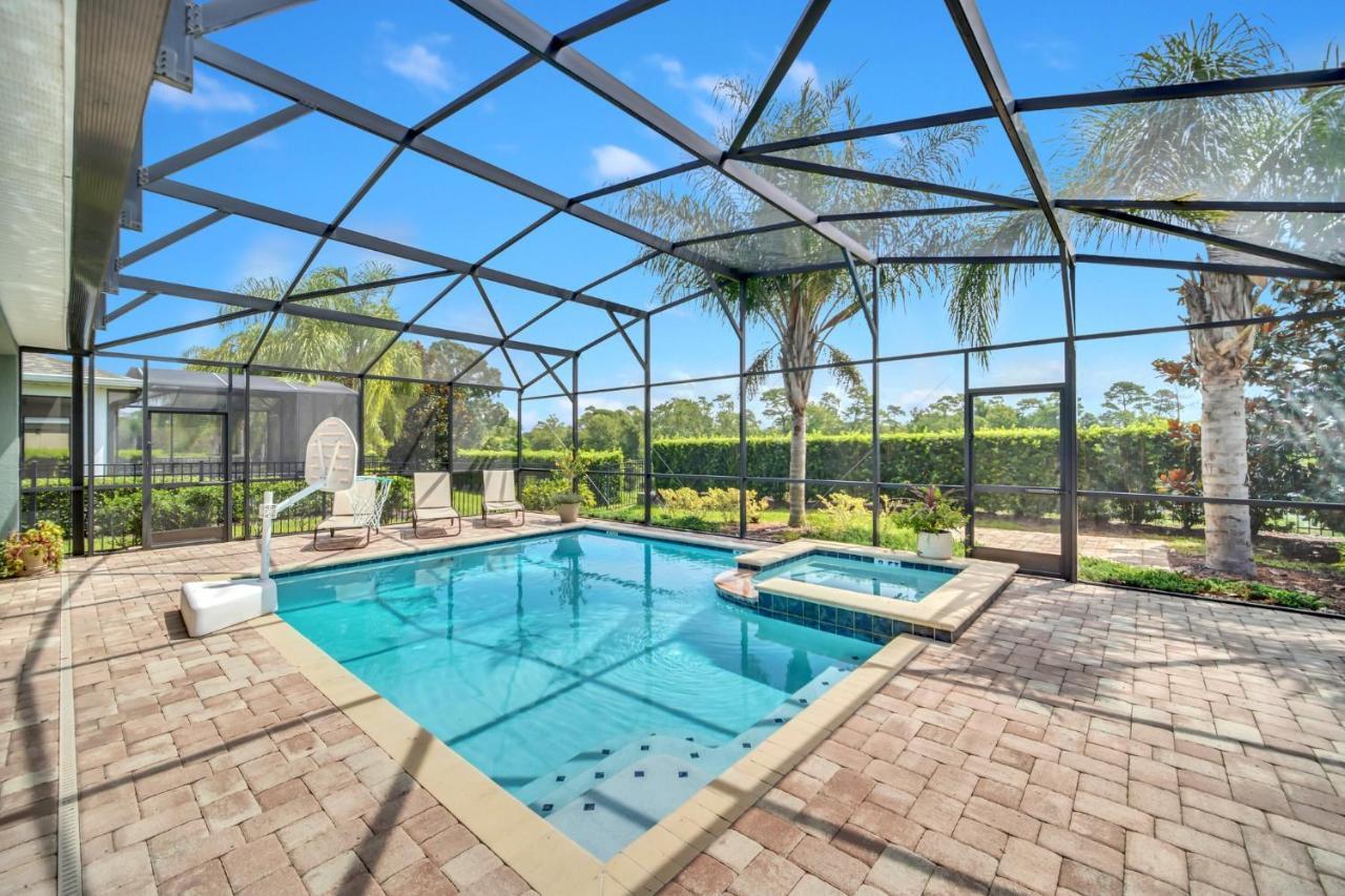 Spacious 8br Family House With Private Caged Pool And Full Size Crib Near Holiday home