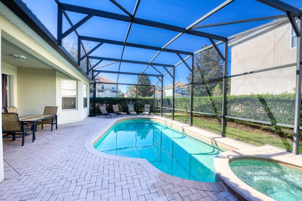 Villa Windsor Hills 5 Bed, 5 Bath 2500 Orlando