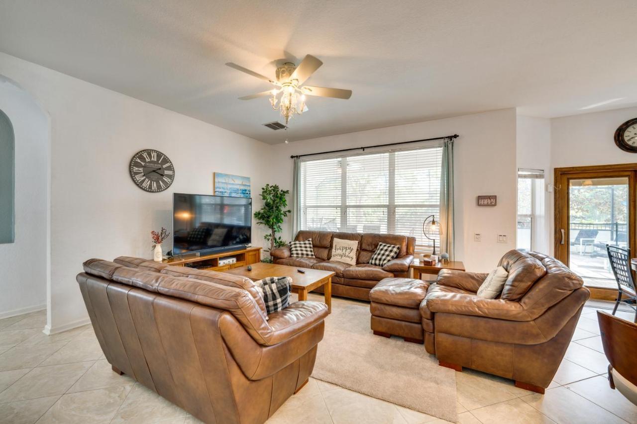 Spacious In Gated Resort, 2 Mi To Disney! Holiday home