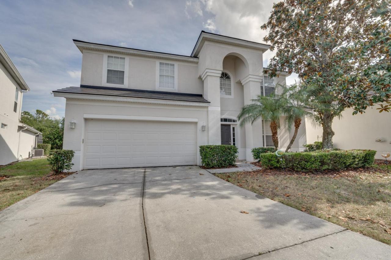 Holiday home Spacious In Gated Resort, 2 Mi To Disney! Orlando