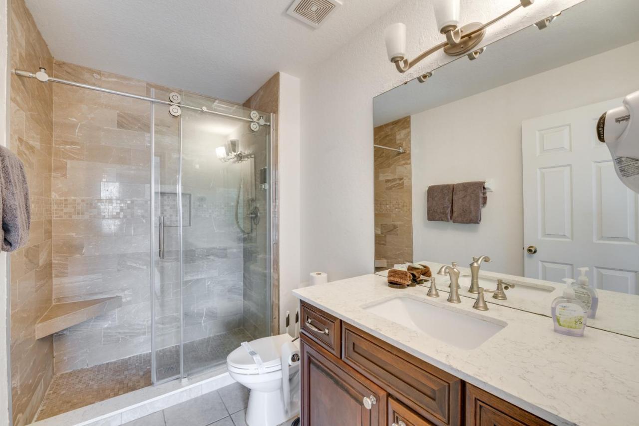 Spacious In Gated Resort, 2 Mi To Disney! * Orlando