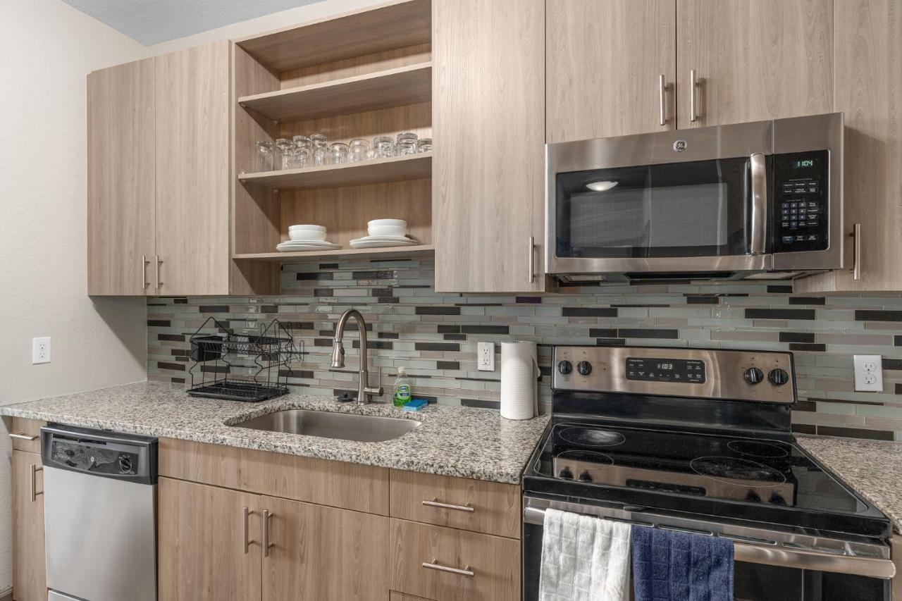 2br 2ba In Apartment
