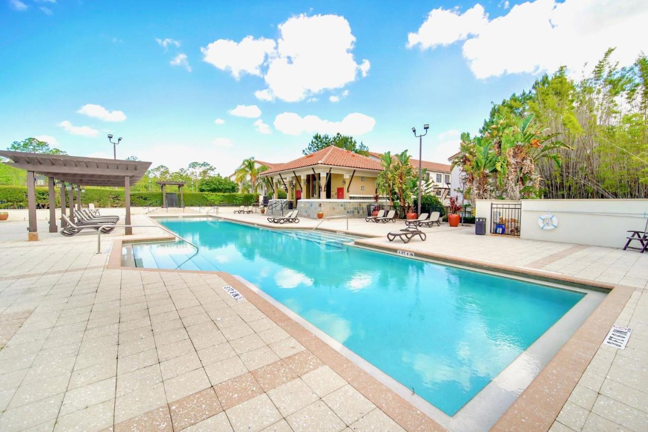 Apartment 4br Townhouse - Access - Steps To