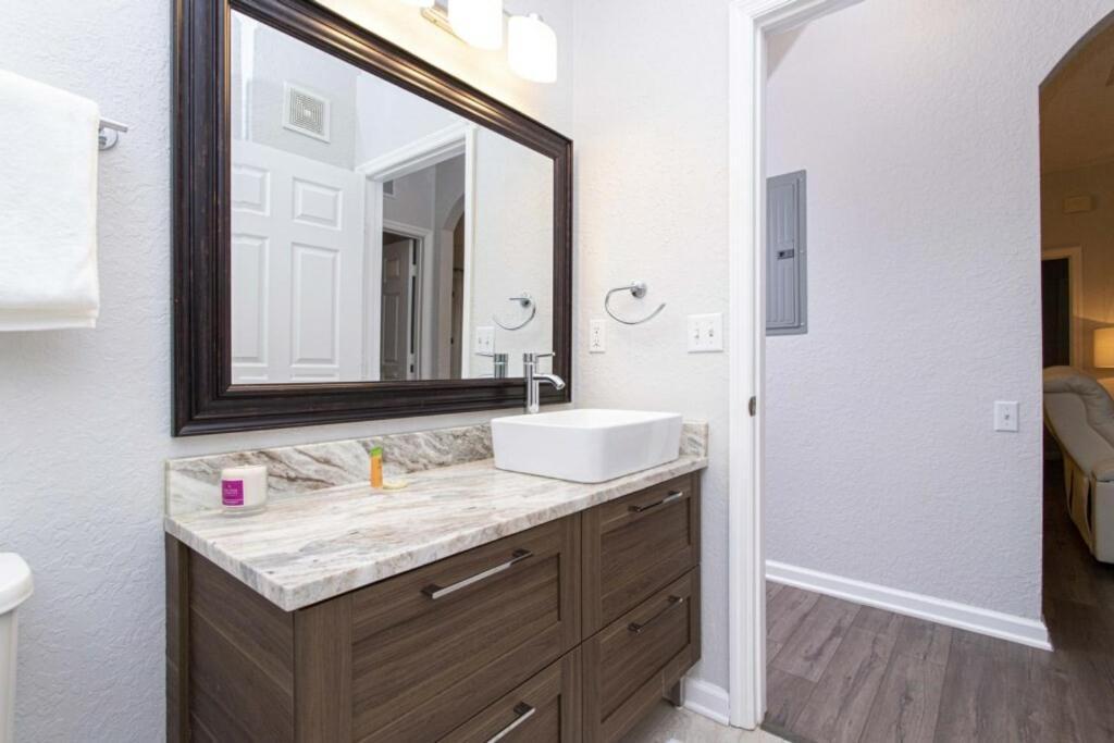 Winsor Dream - 3 Bedrooms 2 Miles From 103 Apartment Orlando