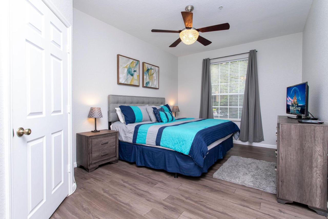 Winsor Dream - 3 Bedrooms 2 Miles From 103 Apartment *