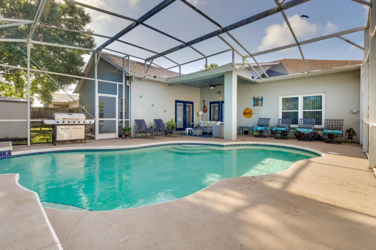 Spacious Orland With Private Pool!