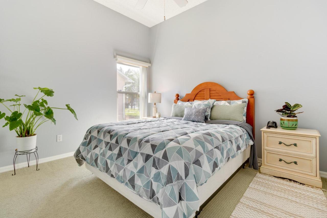 Spacious Orland With Private Pool! Holiday home Orlando