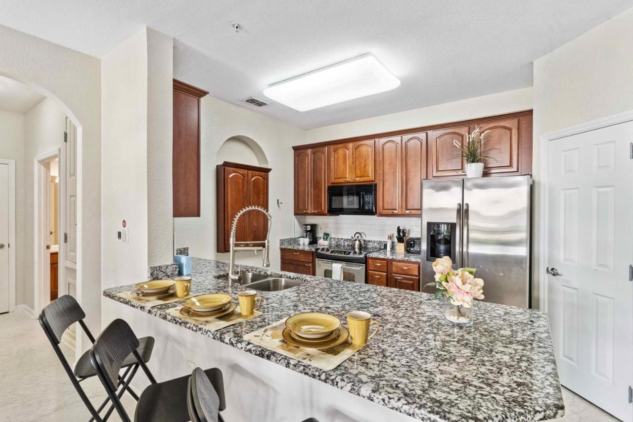 First Floor Vista Cay Wfree Access * Orlando