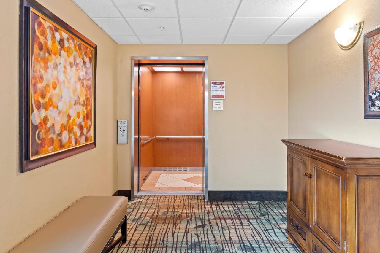 1 Bedroom 3 Miles From Springs Hs307 Apartment