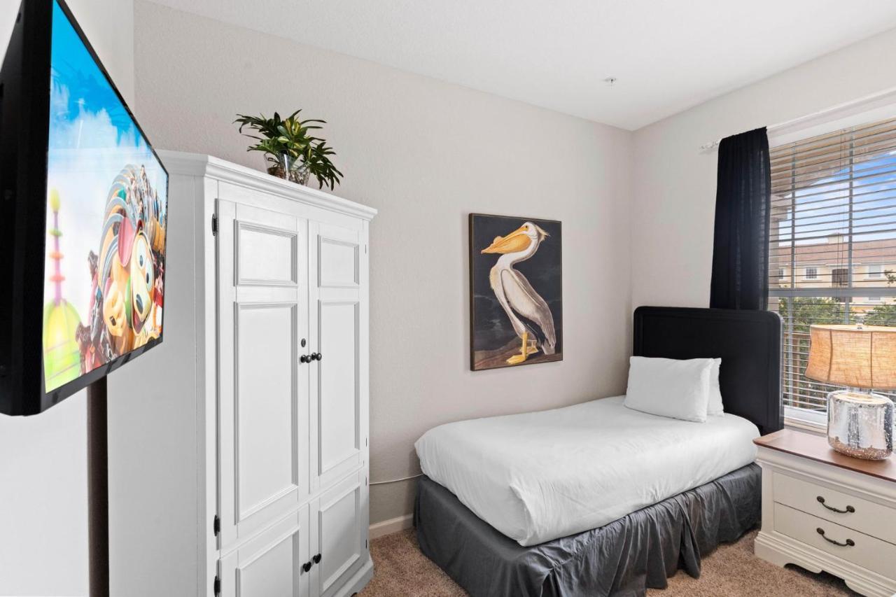 5000 Cayview Avenue 304 Apartment *