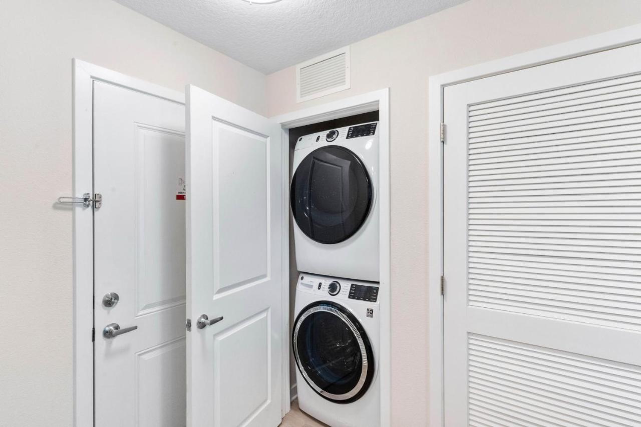 4013 Breakview Drive 108 Apartment *