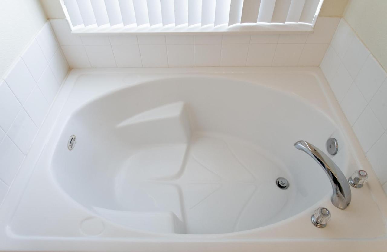 Holiday home Gated Community!! Sparkling Private Pool, Near *