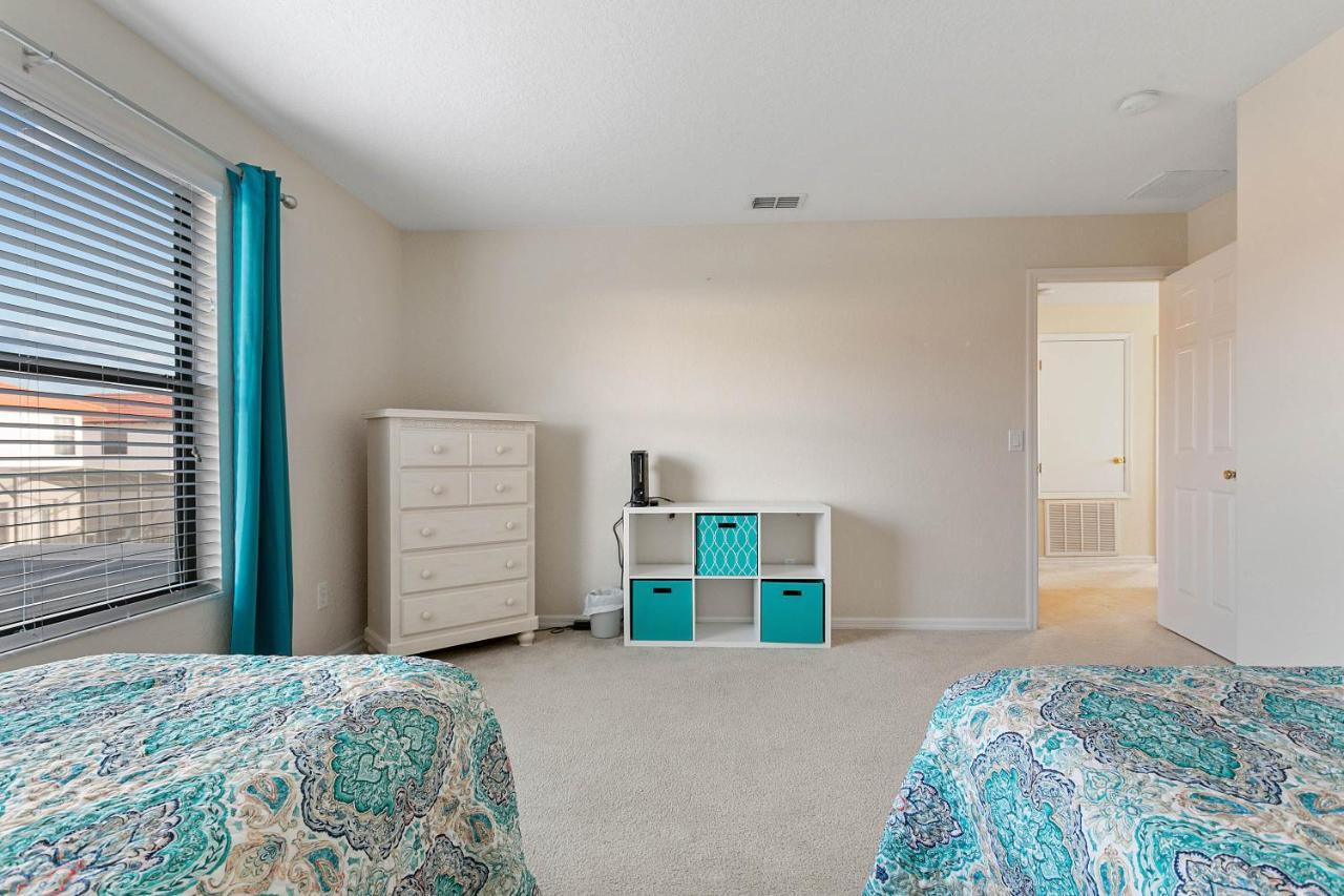 Paradise Styles 4 Bedrooms With 3 Baths Pool And Holiday home