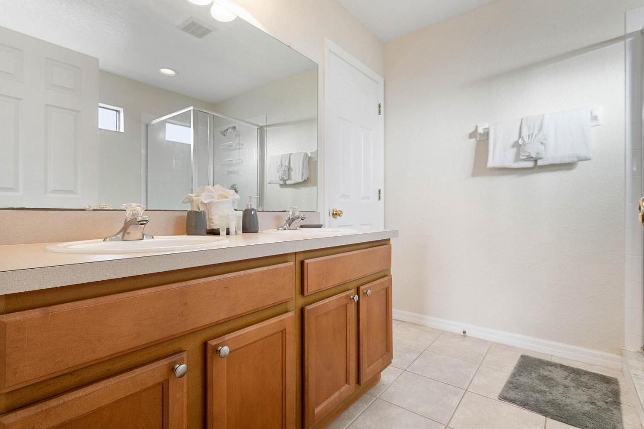 Holiday home Paradise Styles 4 Bedrooms With 3 Baths Pool And