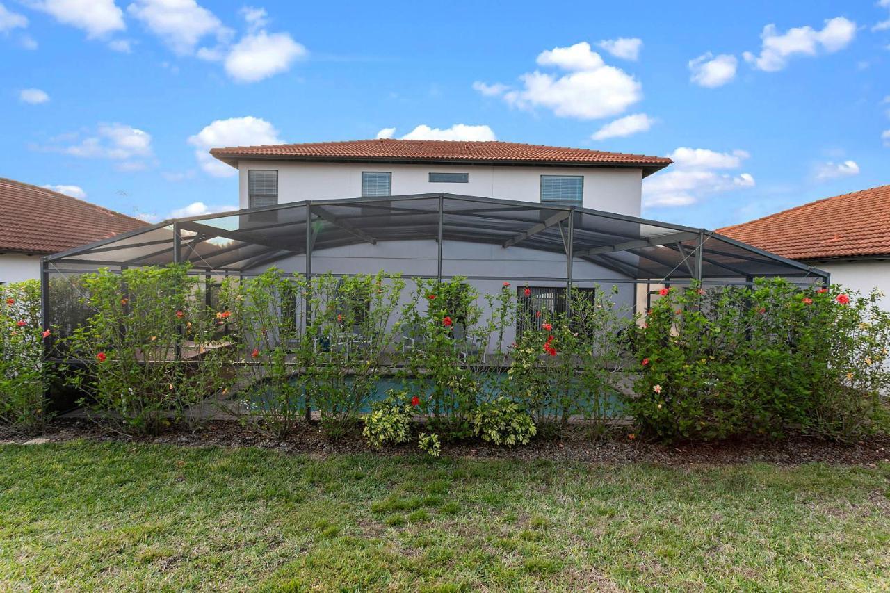 Paradise Styles 4 Bedrooms With 3 Baths Pool And