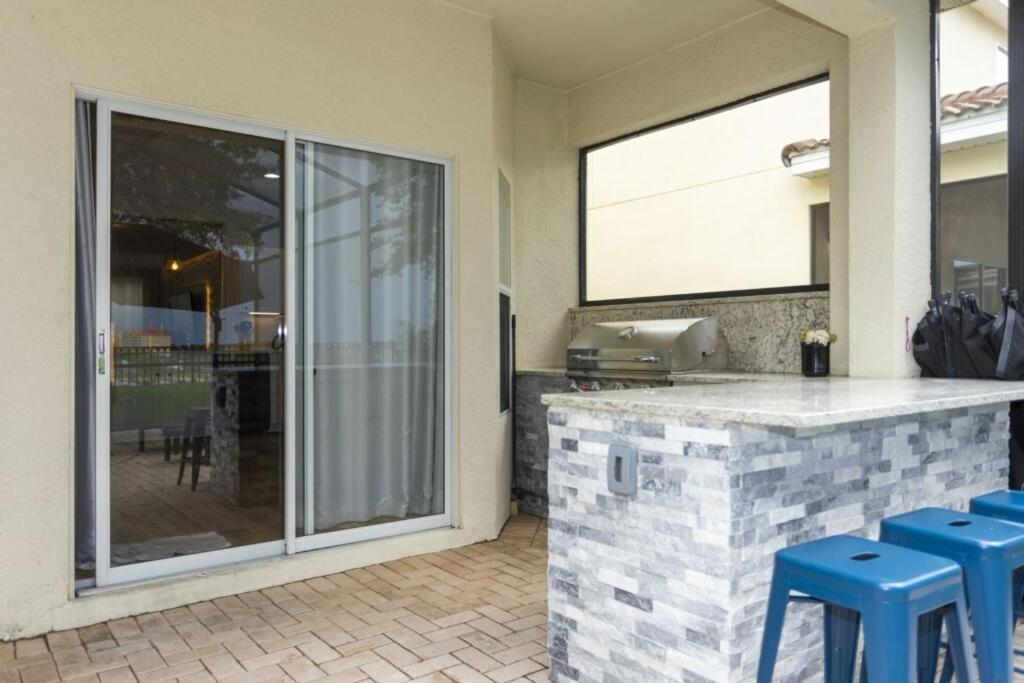 Holiday home 6 Bedrooms Pool And Game - 2 Miles To 7817 Orlando
