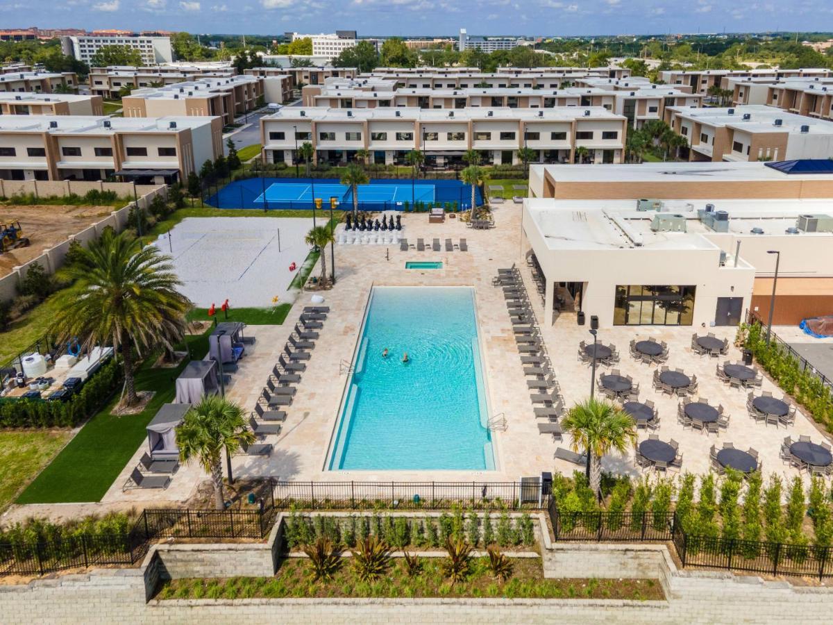 Holiday home 7458 Magic Village 3suites 8guests Jacuzzi 8 Min Orlando