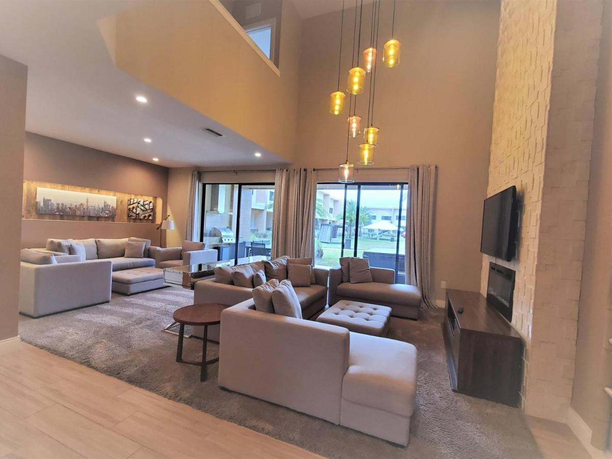 Holiday home 7564 Magic Village 3 Jacuzzi Bbq 8 Min *