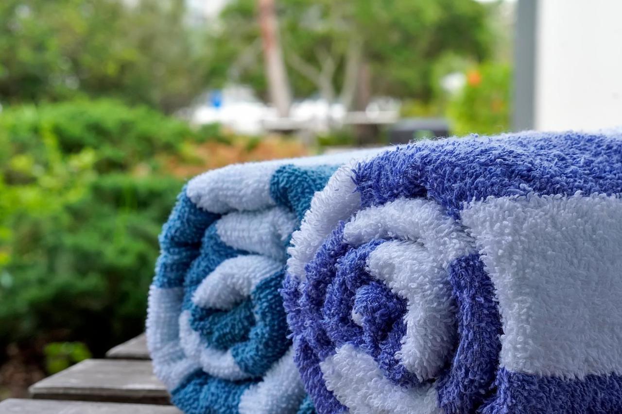 Cozy On International Dr. Near Universal Orlando
