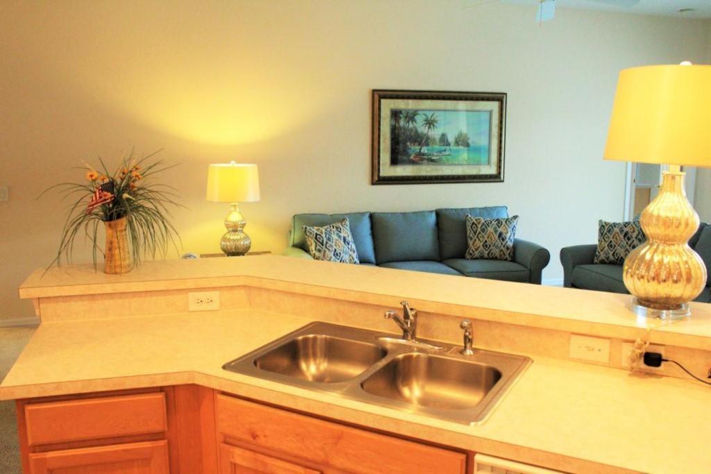 4 Bedrooms Pool Gated Of High Grove Villa *