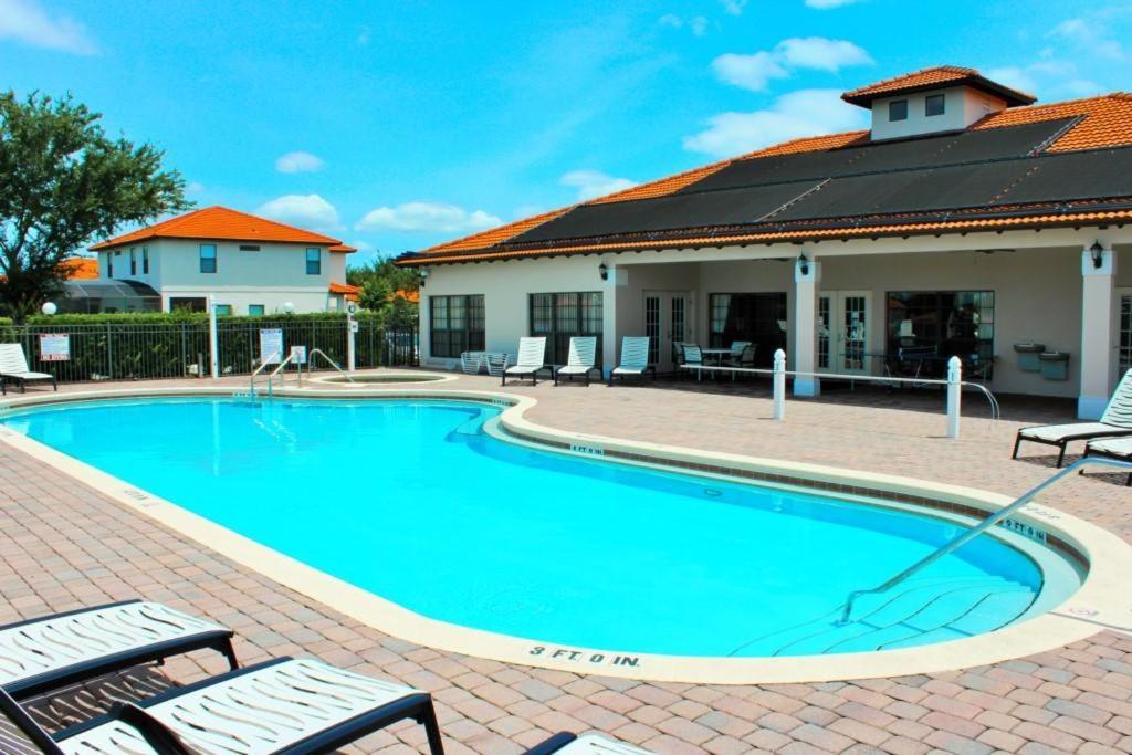 Villa 4 Bedrooms Pool Gated Of High Grove *