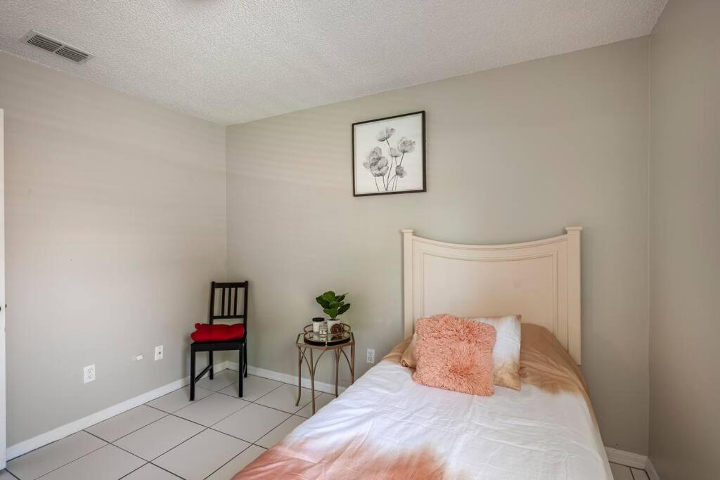 Pool House - * Orlando
